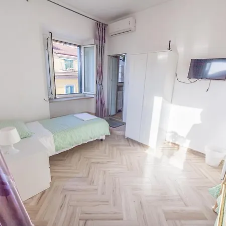 Meile House 3*